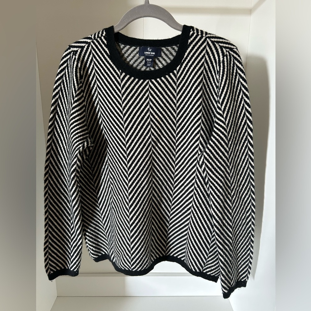 Cashmere Lands' End Black and White Chevron Sweater